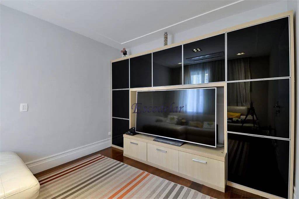 Apartamento à venda com 4 quartos, 250m² - Foto 13