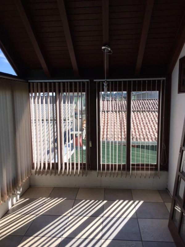 Casa à venda com 3 quartos, 160m² - Foto 17