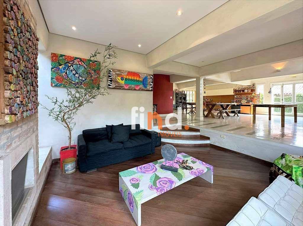 Casa de Condomínio à venda com 3 quartos, 308m² - Foto 1