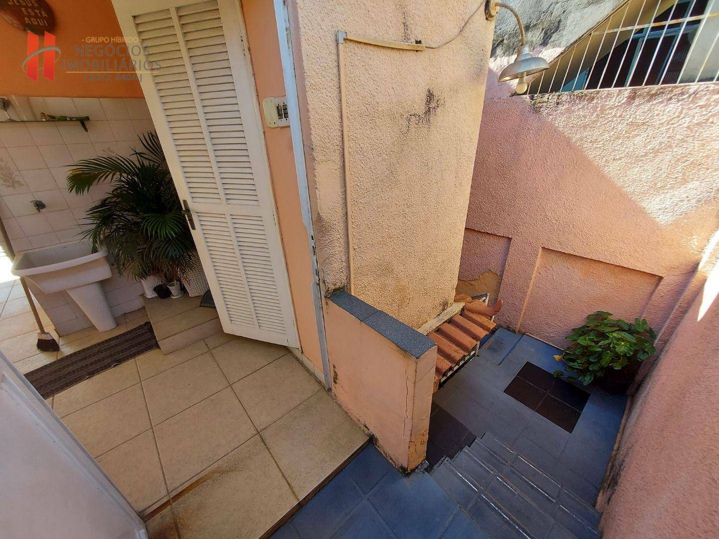 Casa à venda com 3 quartos, 200m² - Foto 43