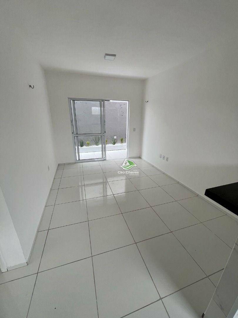 Apartamento à venda com 2 quartos, 63m² - Foto 5
