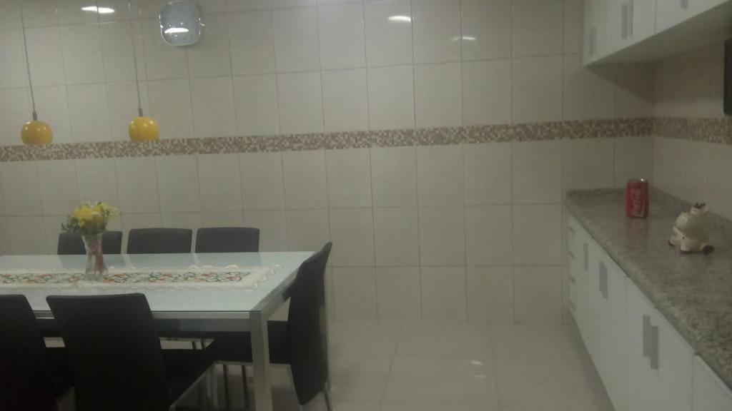 Sobrado à venda com 4 quartos, 250m² - Foto 34