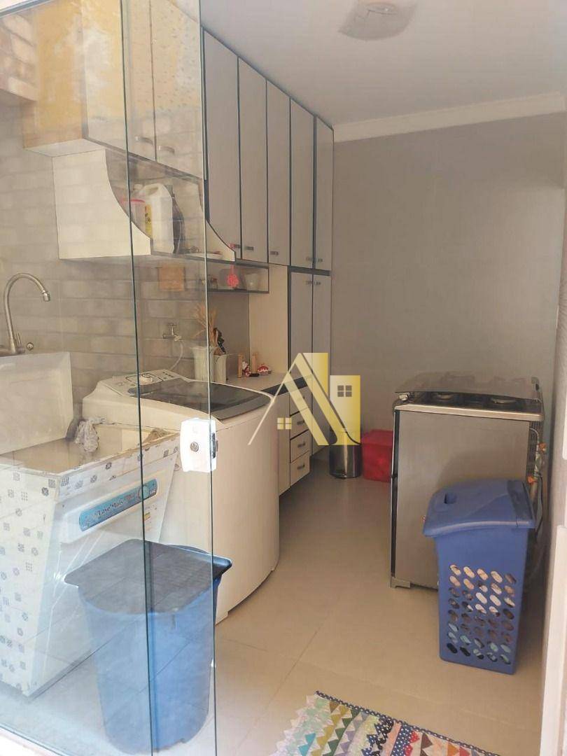 Sobrado à venda com 3 quartos, 221m² - Foto 23