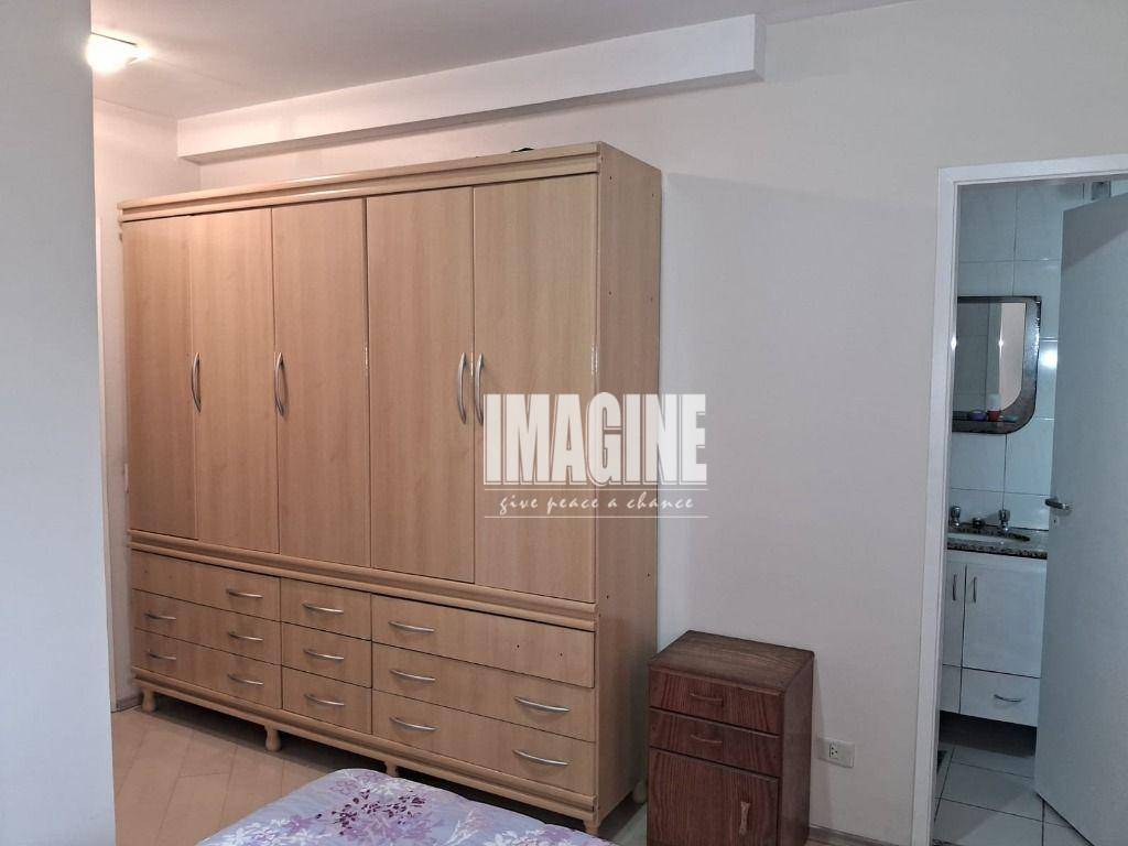 Apartamento à venda com 3 quartos, 93m² - Foto 12