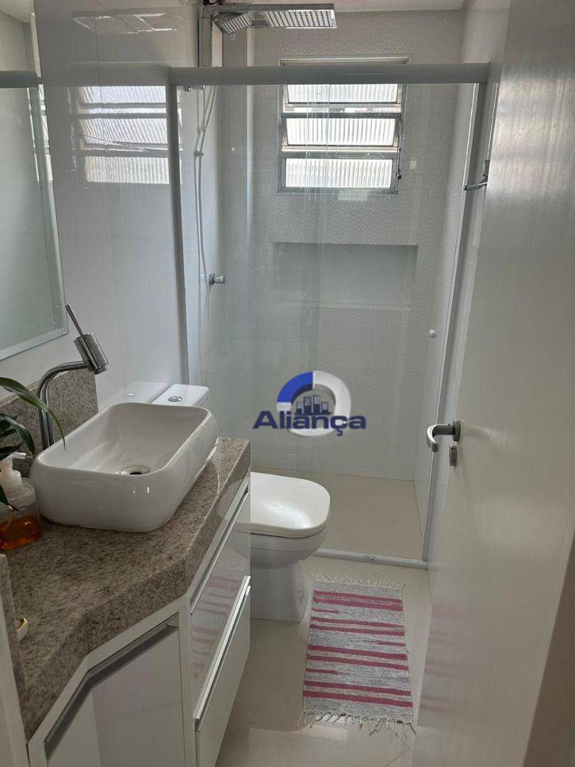 Apartamento à venda com 2 quartos, 68m² - Foto 21