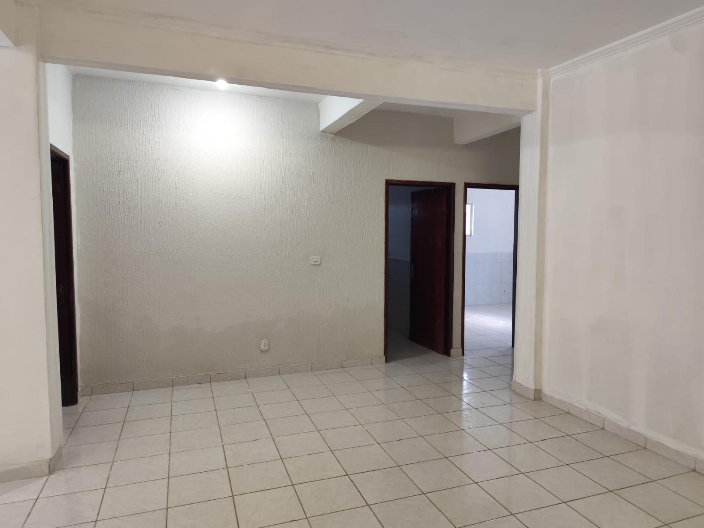 Casa para alugar com 3 quartos, 200m² - Foto 8