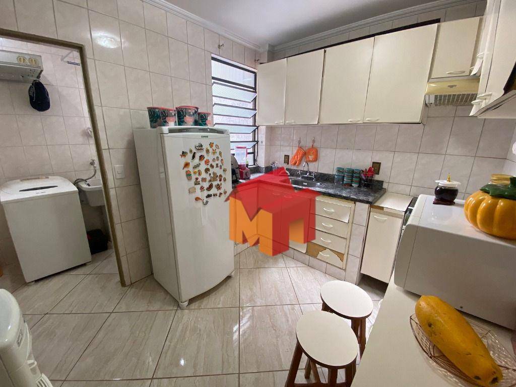 Apartamento à venda com 2 quartos, 70m² - Foto 3