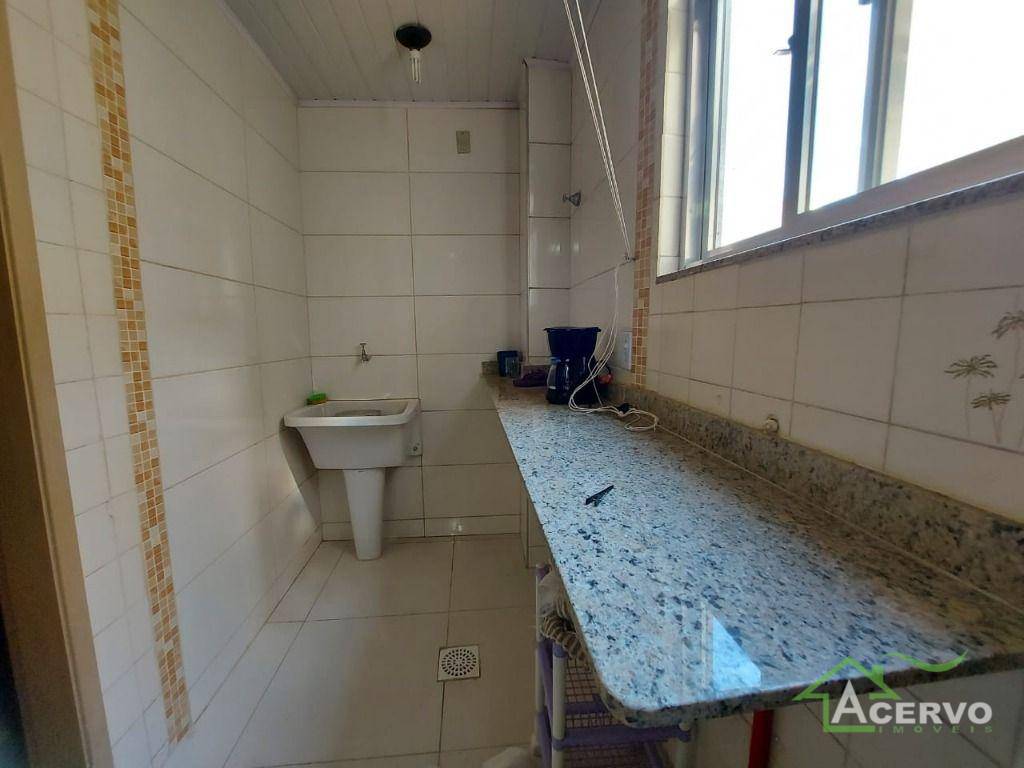 Apartamento à venda com 2 quartos, 77m² - Foto 10