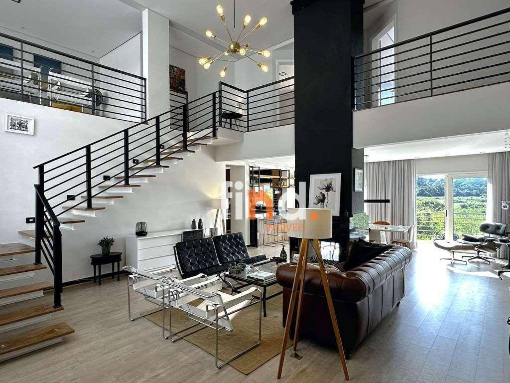 Casa à venda com 3 quartos, 368m² - Foto 7