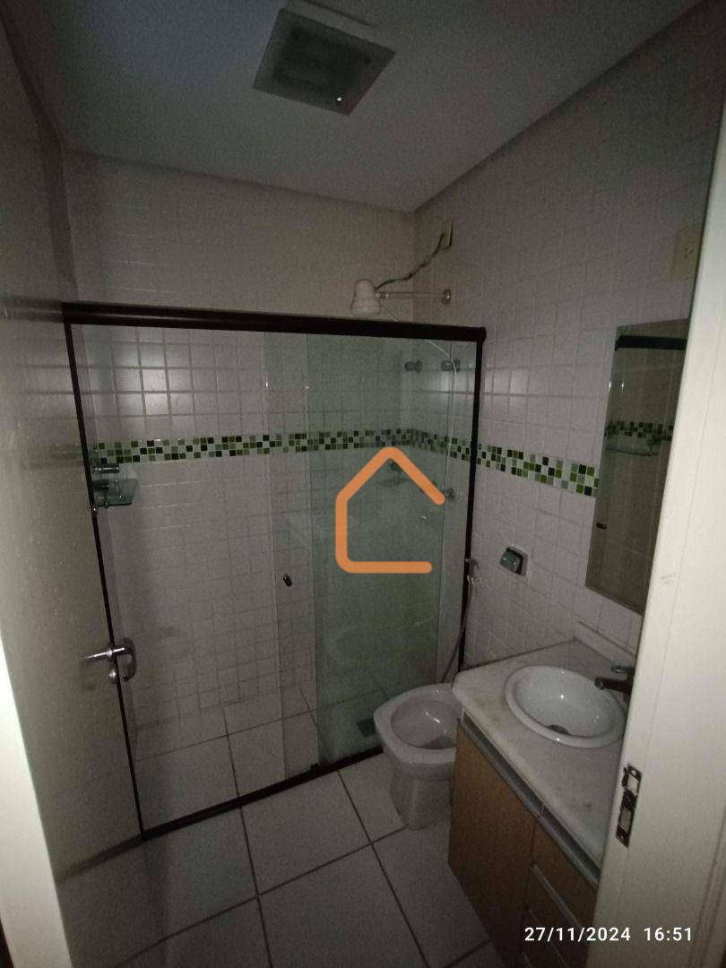 Apartamento para alugar com 3 quartos, 140m² - Foto 21