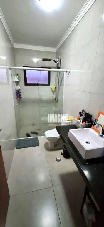 Sobrado à venda com 3 quartos, 230m² - Foto 19