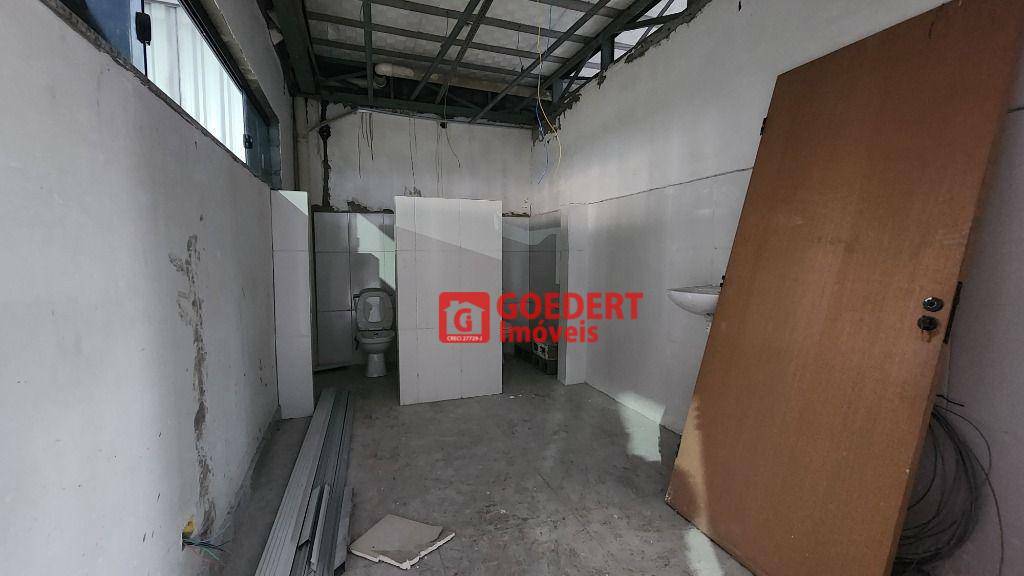 Depósito-Galpão-Armazém para alugar, 1800m² - Foto 23