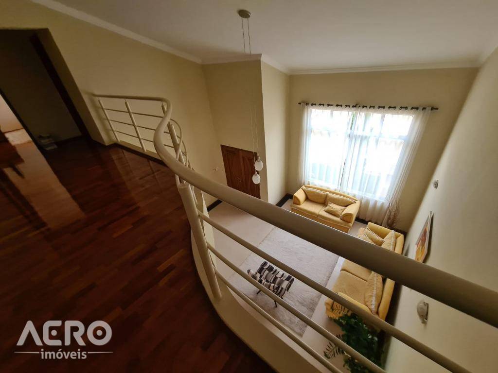 Casa à venda com 3 quartos, 275m² - Foto 36