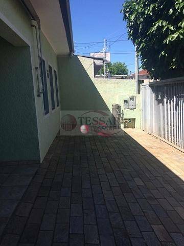 Casa para alugar com 4 quartos, 150m² - Foto 17