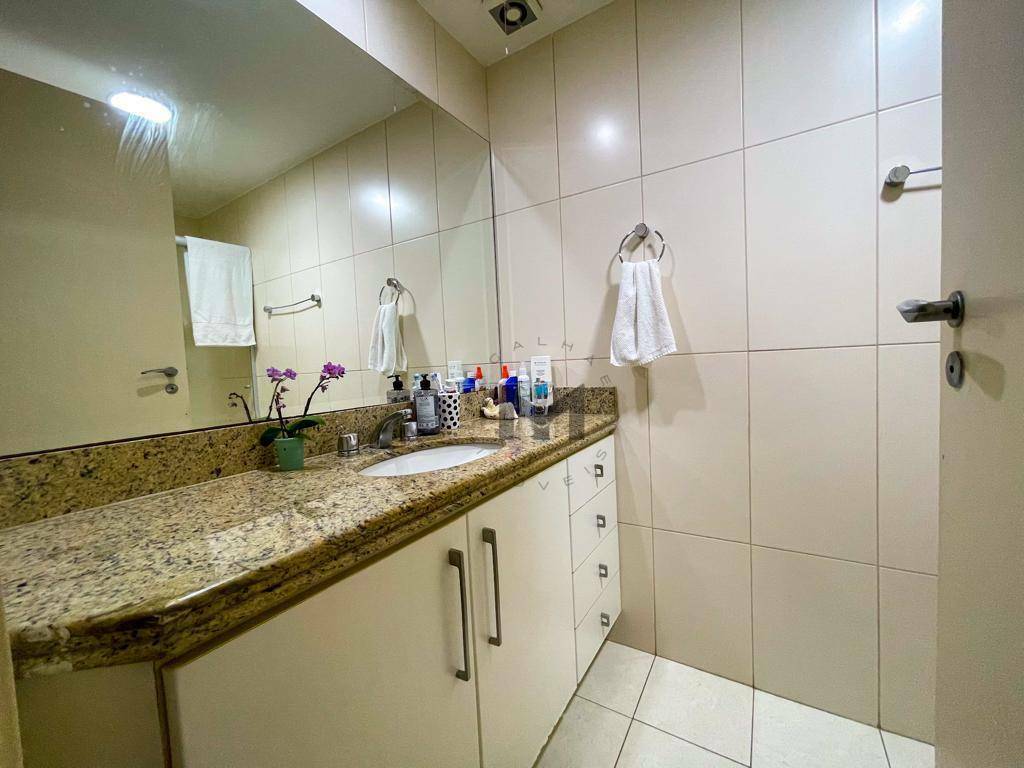 Apartamento à venda com 3 quartos, 120m² - Foto 8