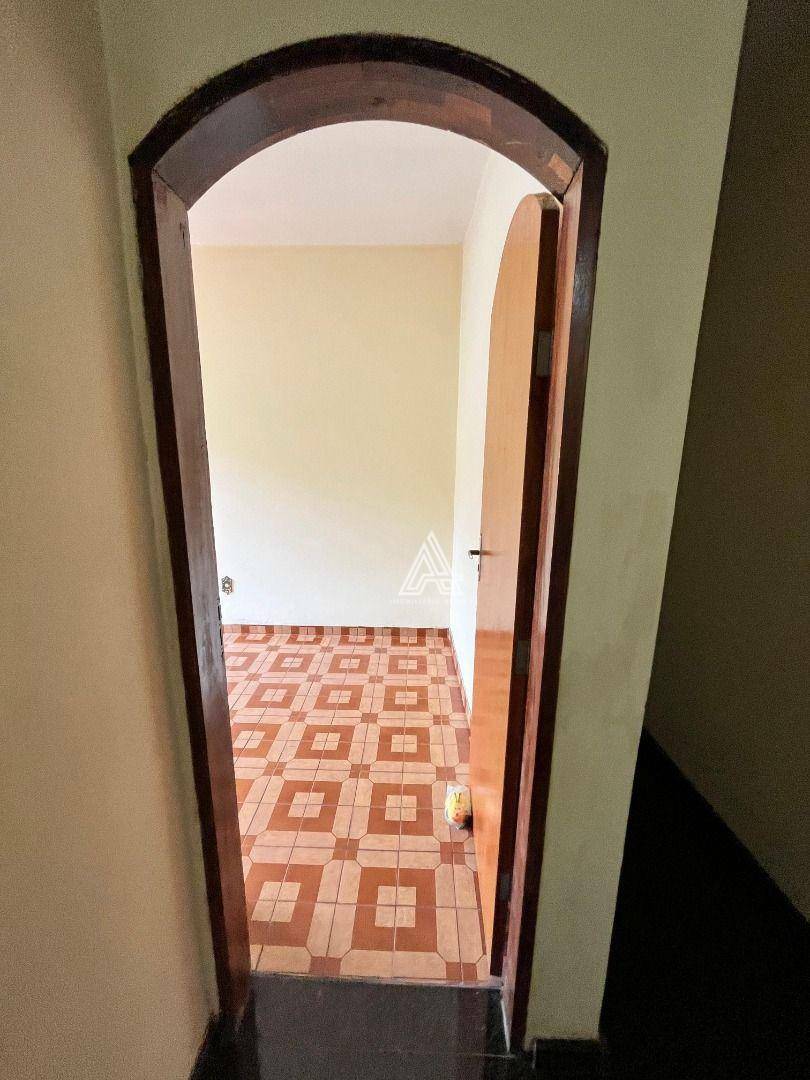 Sobrado à venda com 4 quartos, 182m² - Foto 79