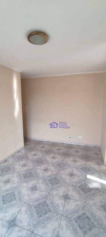 Apartamento à venda com 2 quartos, 45m² - Foto 16