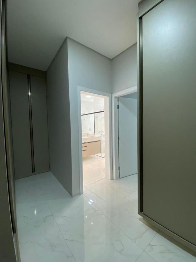 Casa à venda com 3 quartos, 251m² - Foto 19