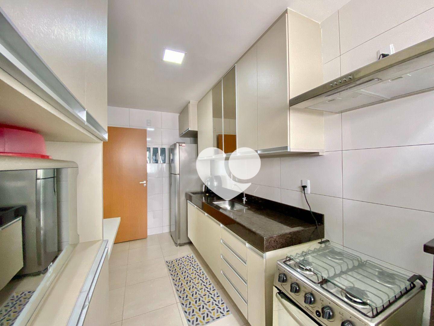 Apartamento à venda com 3 quartos, 95m² - Foto 32