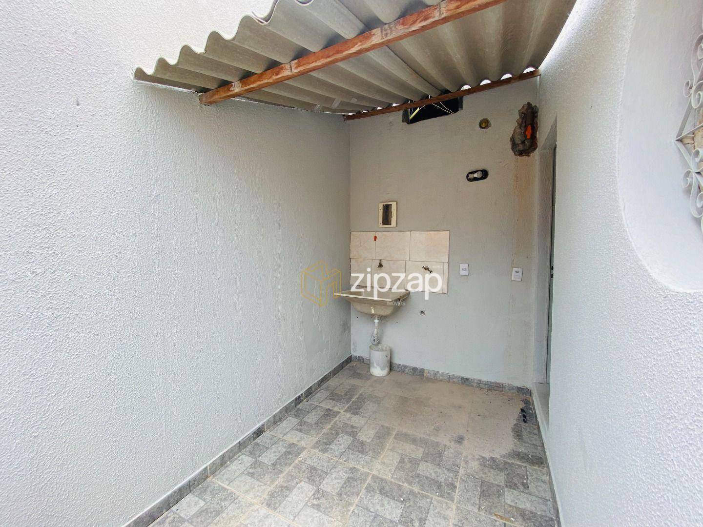 Casa para alugar com 3 quartos, 140m² - Foto 10