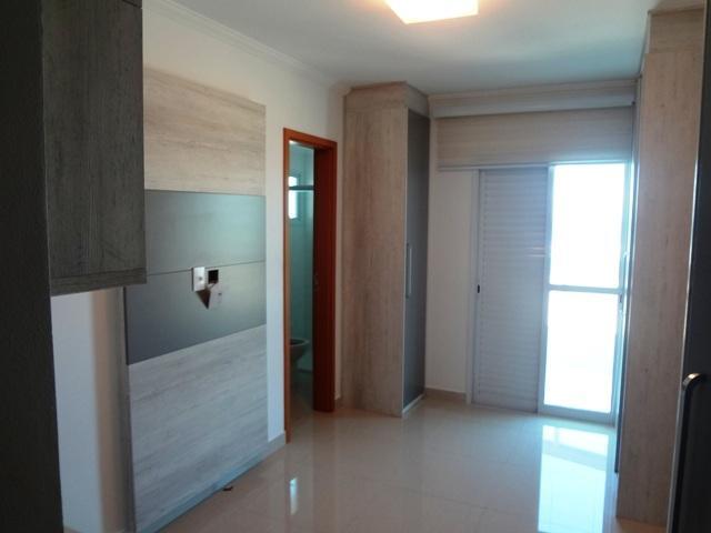 Apartamento à venda com 3 quartos, 127m² - Foto 13