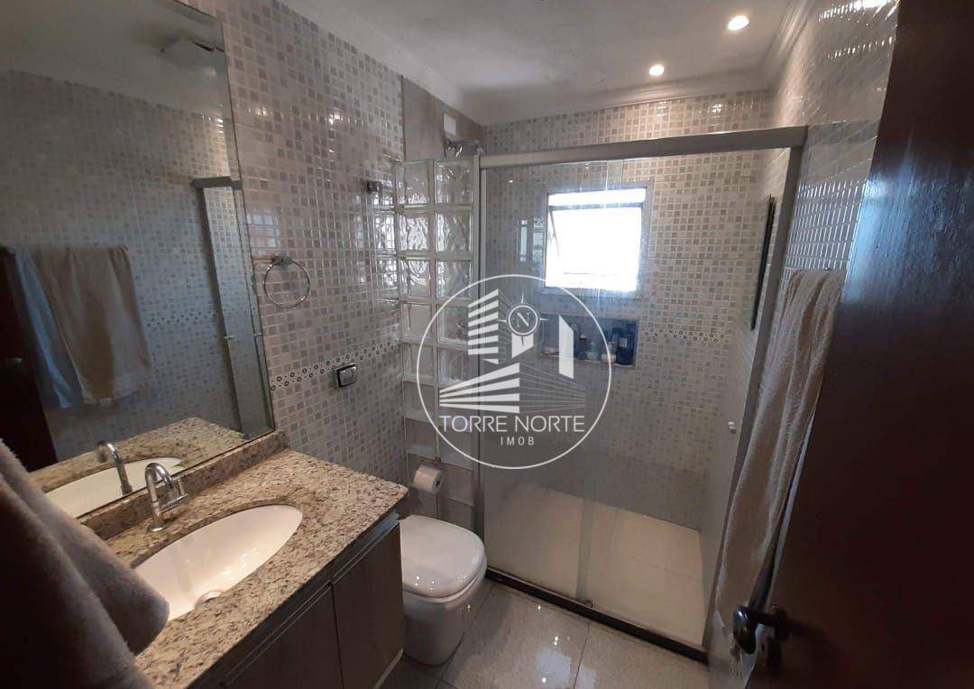 Apartamento à venda com 2 quartos, 70m² - Foto 18