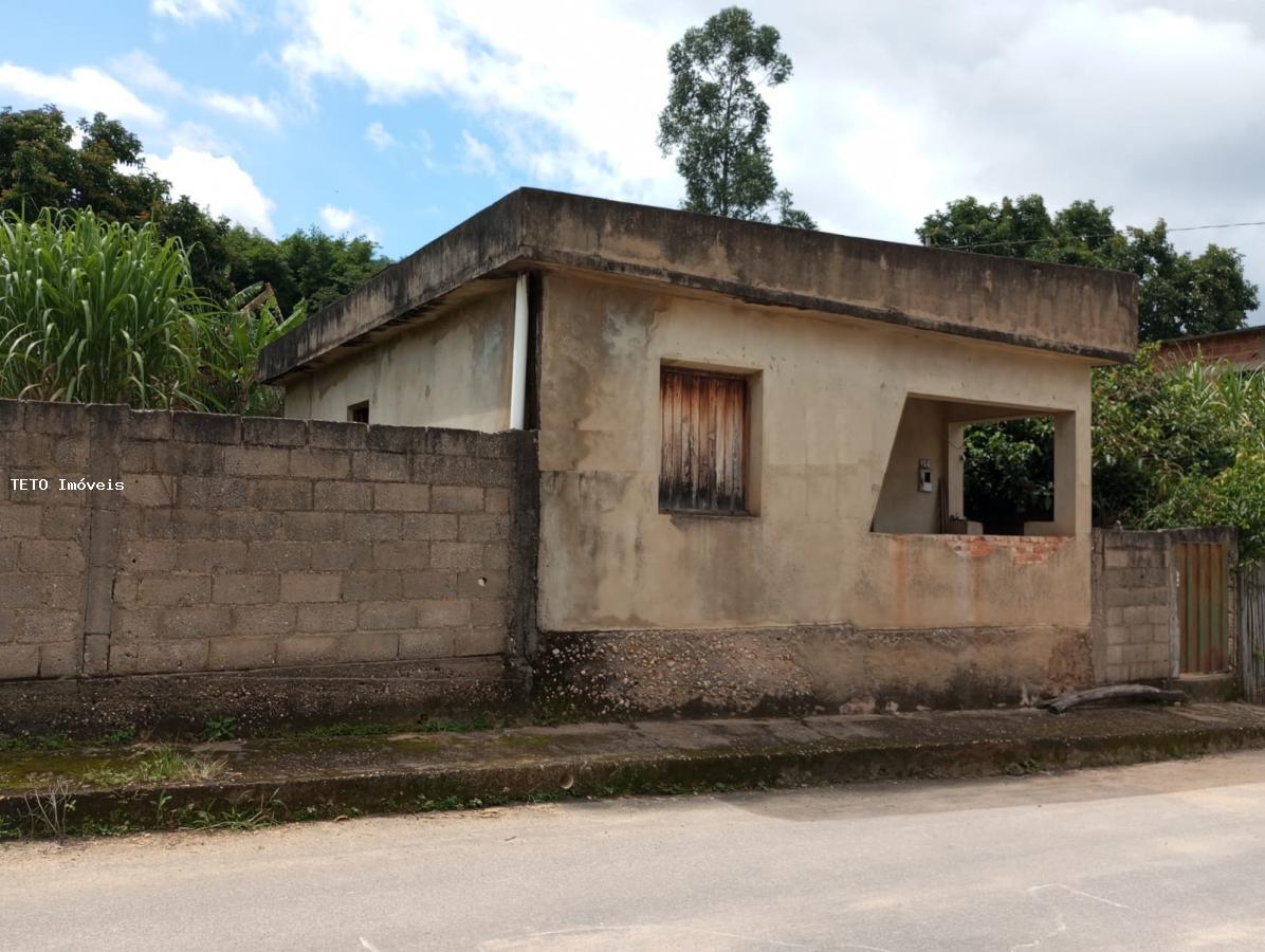 Casa à venda com 3 quartos, 1383m² - Foto 1