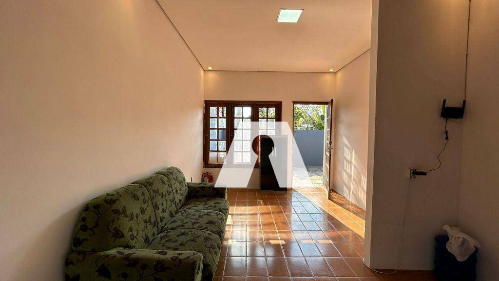 Casa de Condomínio para alugar com 3 quartos, 150m² - Foto 6