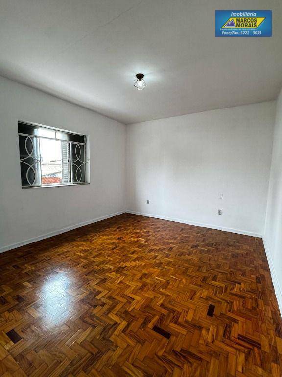 Casa para alugar com 2 quartos, 170m² - Foto 6