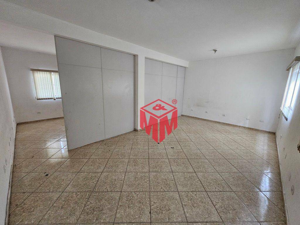 Casa para alugar com 4 quartos, 160m² - Foto 9