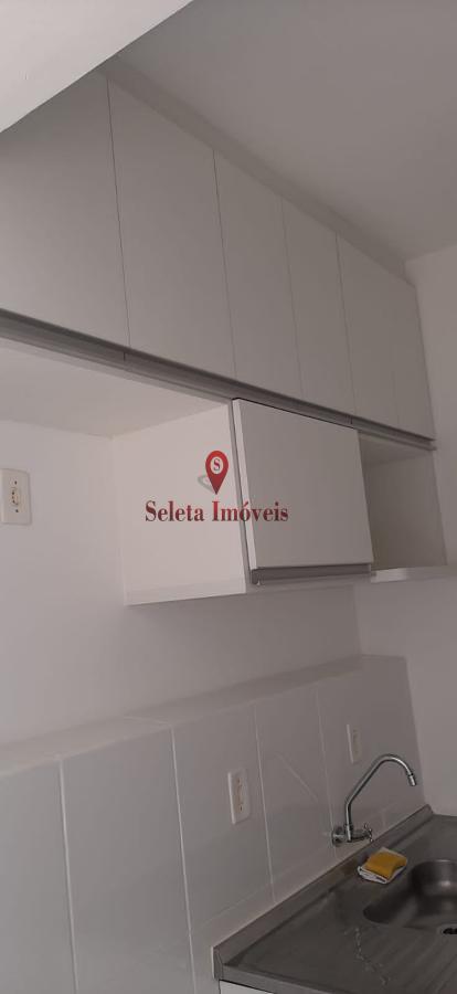 Apartamento à venda com 2 quartos, 48m² - Foto 12