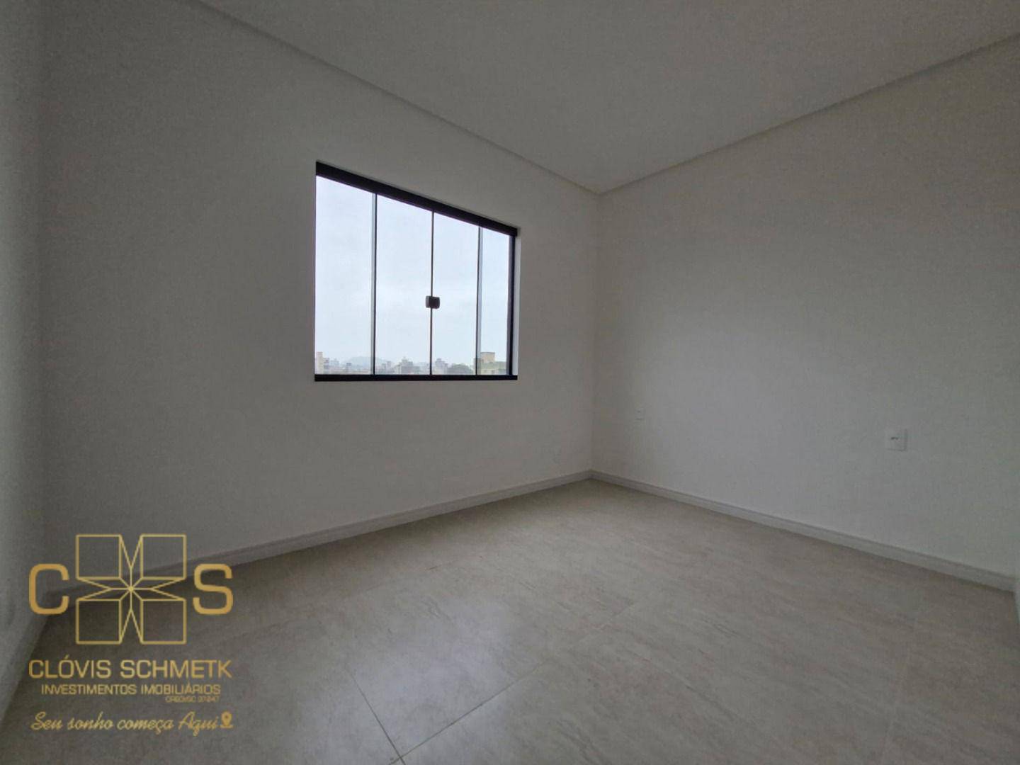 Apartamento à venda com 3 quartos, 76m² - Foto 10