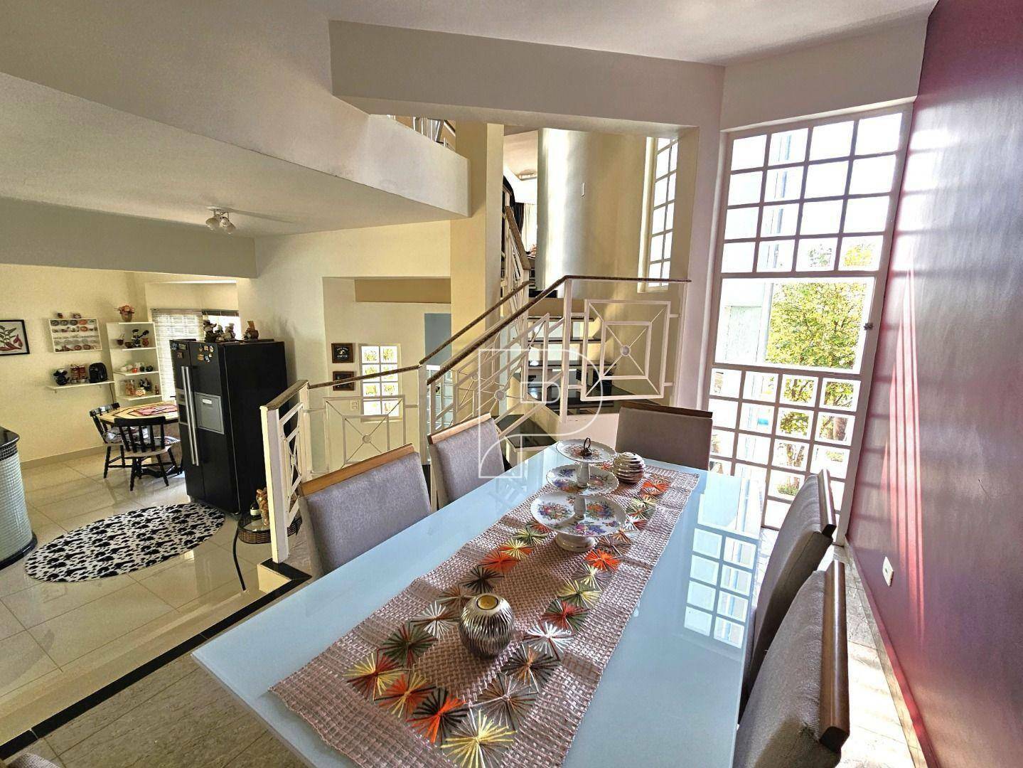 Casa de Condomínio à venda com 3 quartos, 355m² - Foto 29