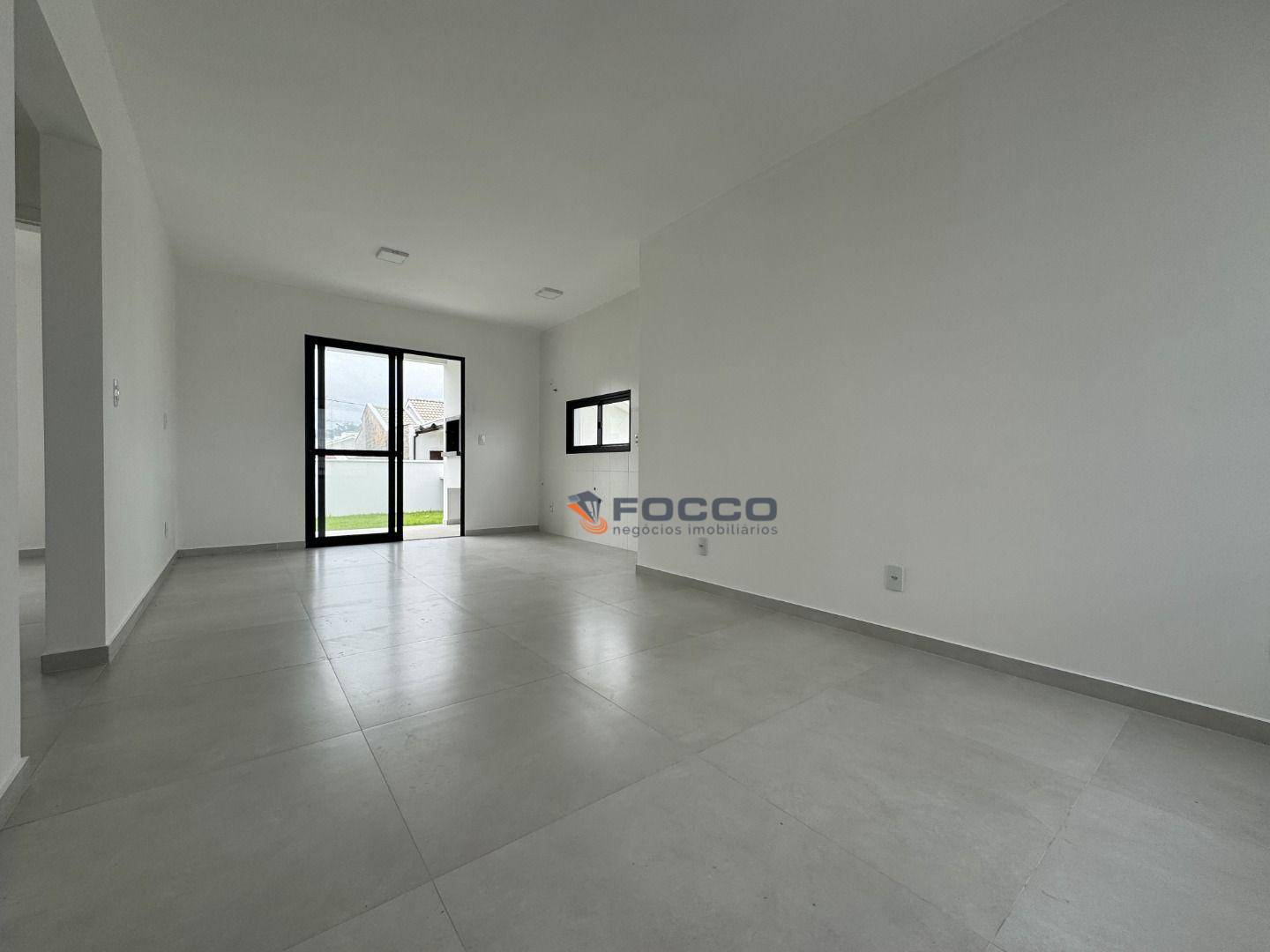 Casa à venda com 3 quartos, 78m² - Foto 12