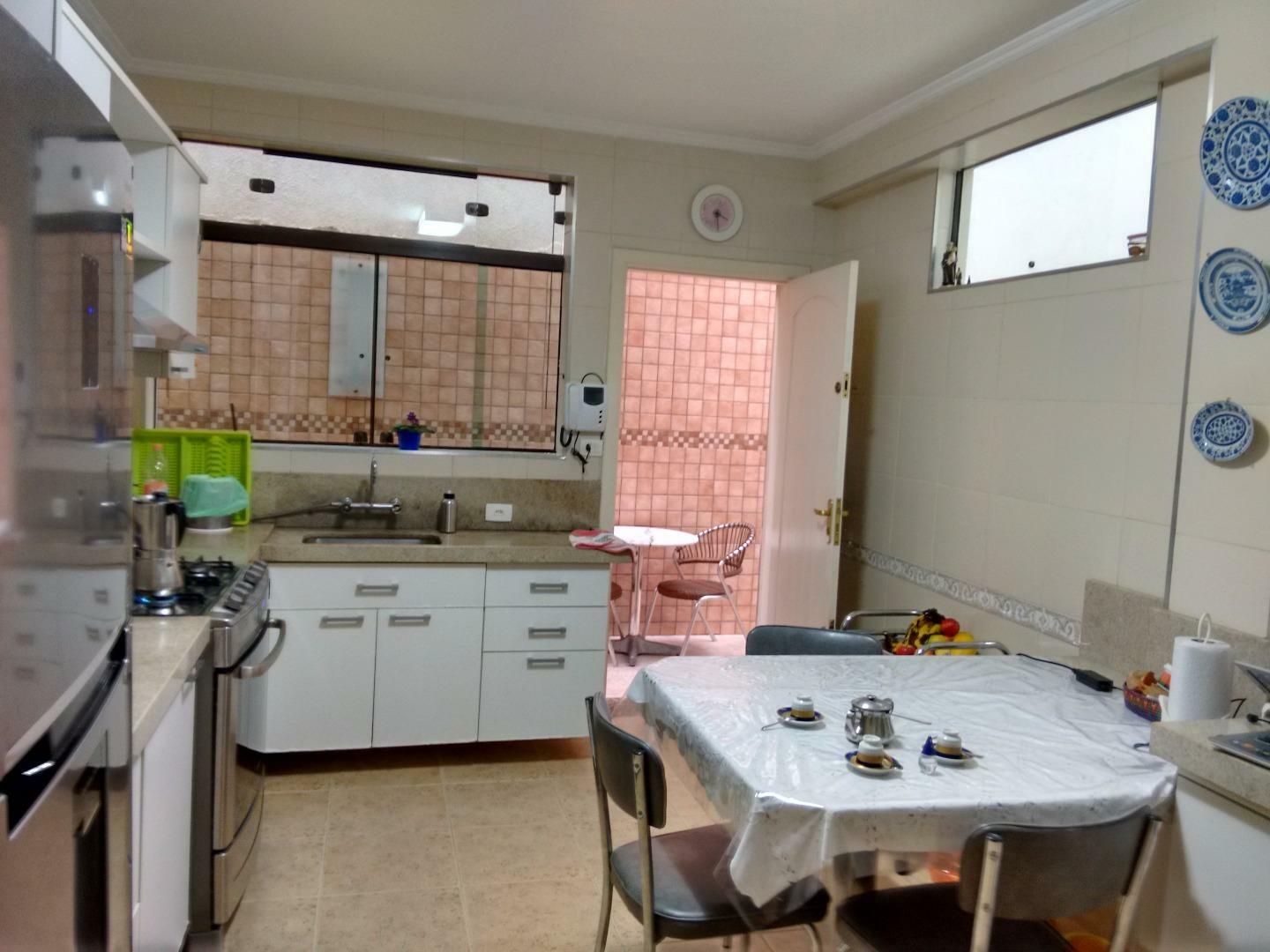 Casa à venda com 3 quartos, 160m² - Foto 3