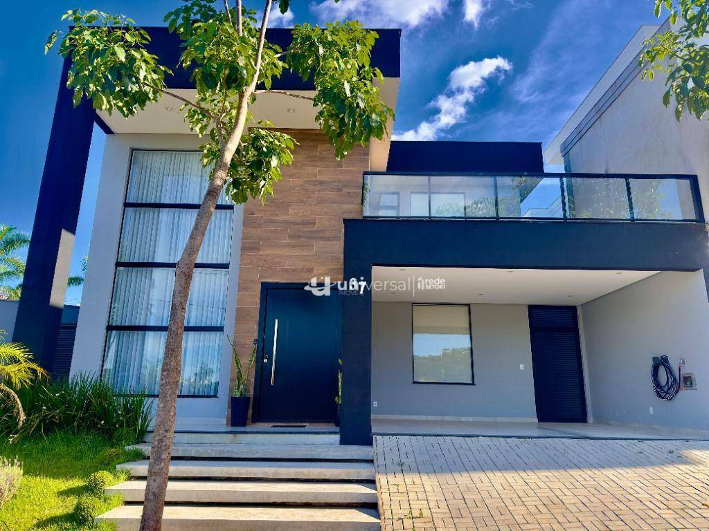 Casa de Condomínio à venda com 4 quartos, 340m² - Foto 2