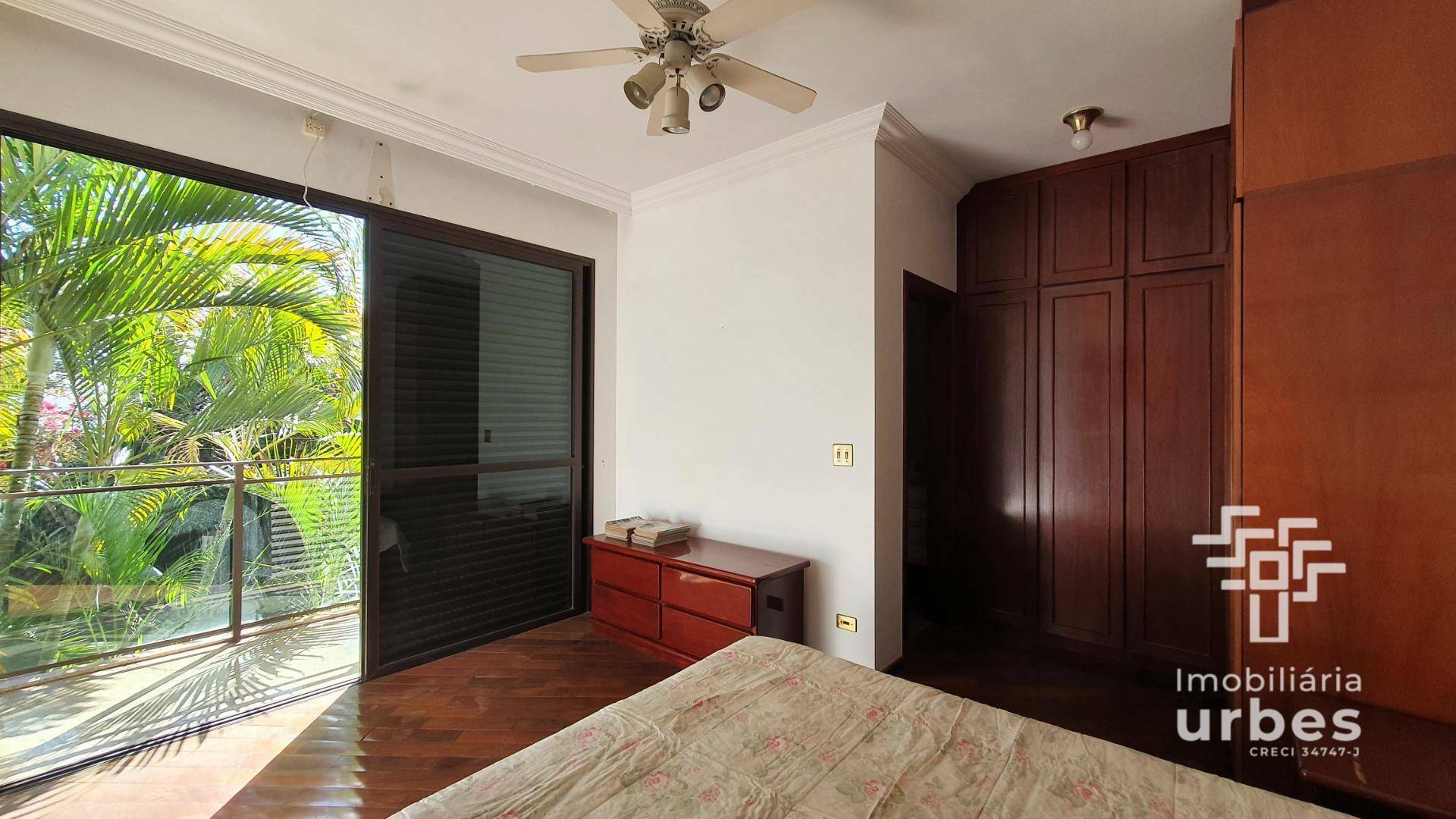 Casa à venda e aluguel com 3 quartos, 472m² - Foto 44