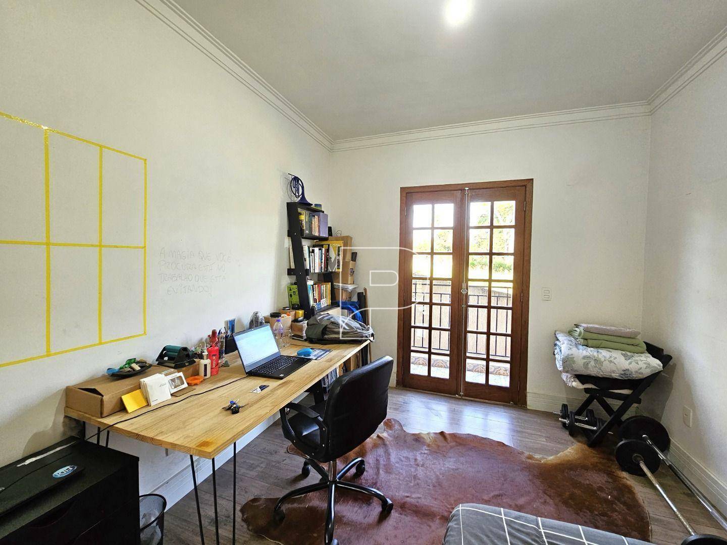 Casa de Condomínio à venda e aluguel com 3 quartos, 400m² - Foto 23