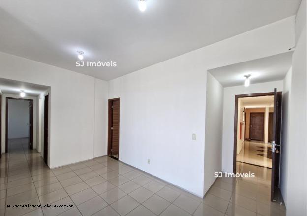 Apartamento para alugar com 3 quartos, 107m² - Foto 11