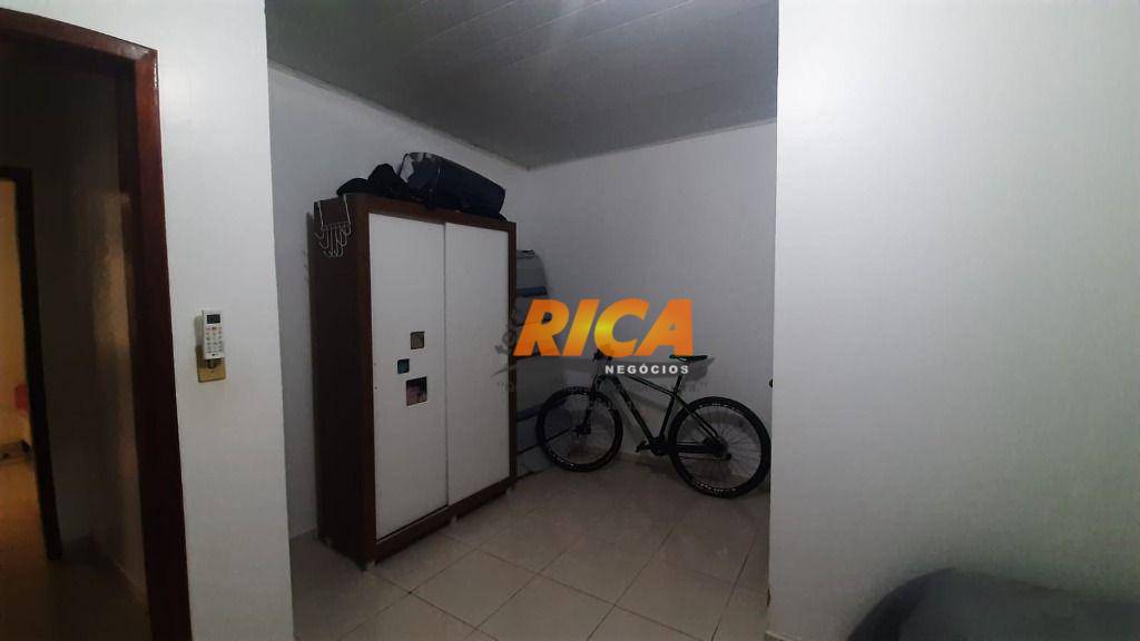 Apartamento à venda com 3 quartos, 250m² - Foto 15