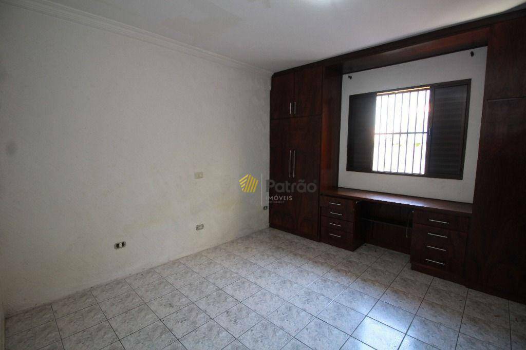 Casa à venda com 4 quartos, 354m² - Foto 20