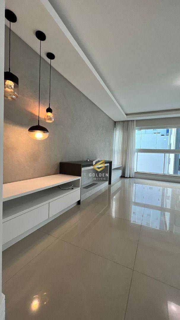 Apartamento à venda com 3 quartos, 122m² - Foto 22