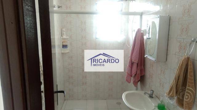 Sobrado à venda com 4 quartos, 134m² - Foto 2