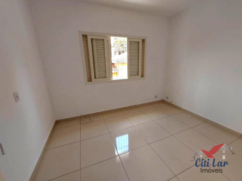 Sobrado à venda e aluguel com 3 quartos, 250m² - Foto 31