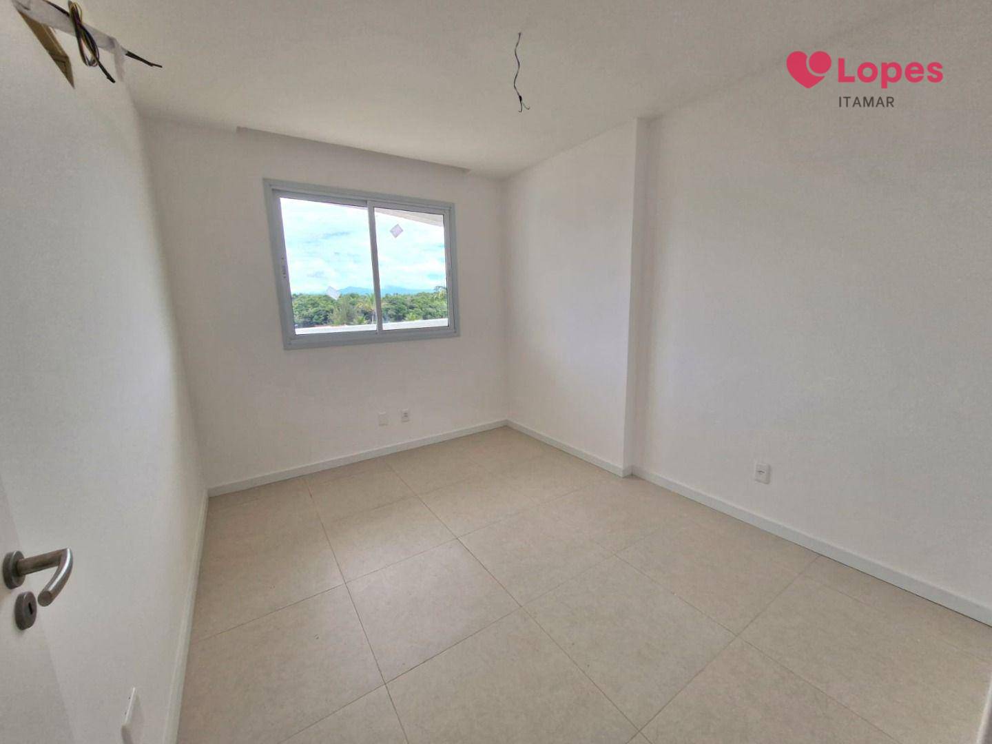 Apartamento à venda com 3 quartos, 110m² - Foto 5