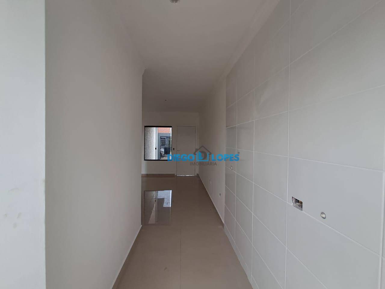 Casa à venda com 3 quartos, 60m² - Foto 13