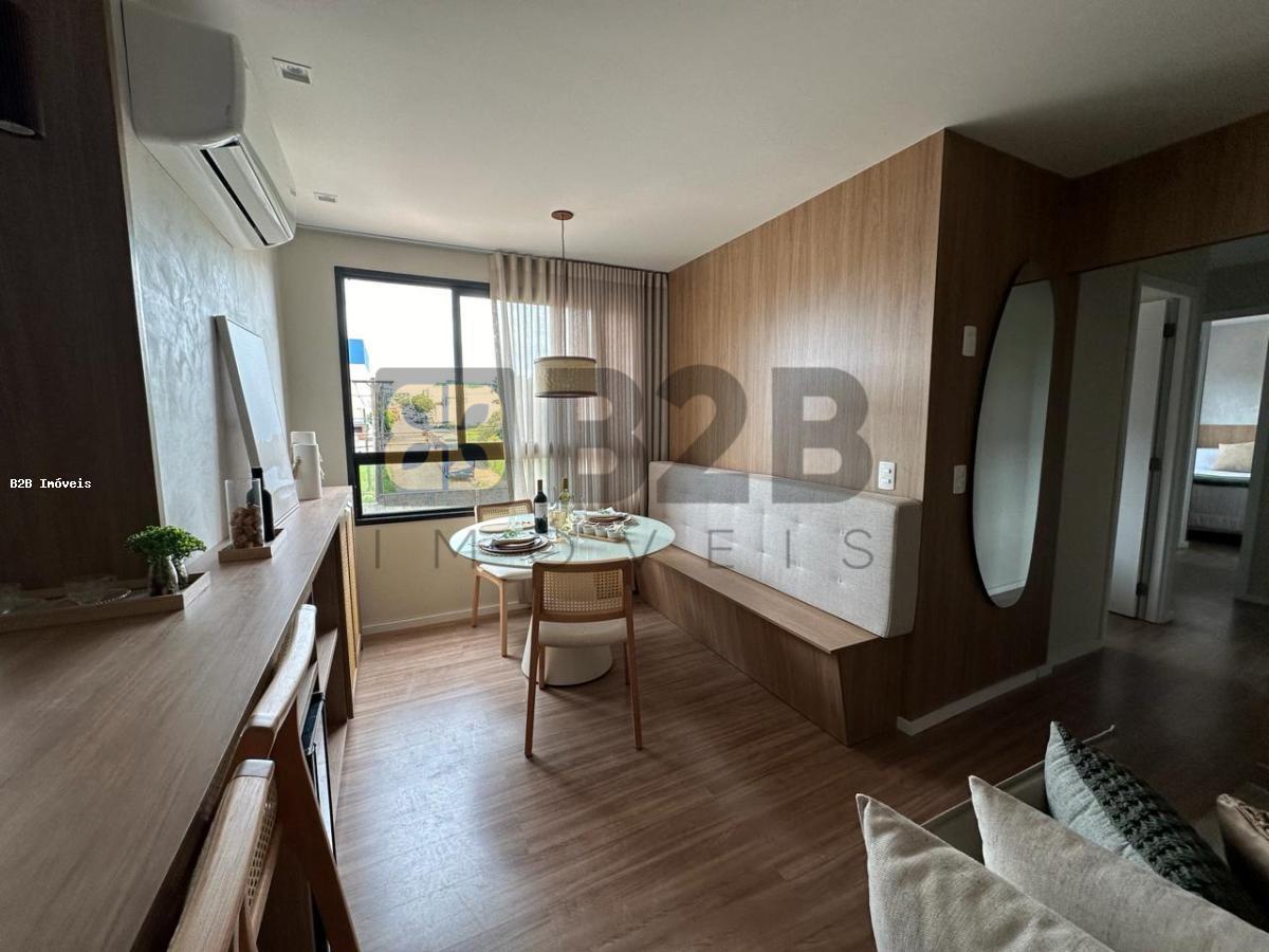 Apartamento à venda com 2 quartos, 64m² - Foto 4