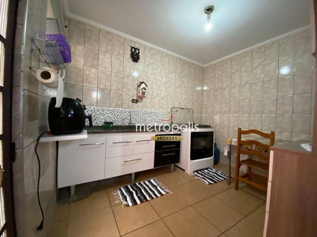 Casa à venda com 2 quartos, 100m² - Foto 18