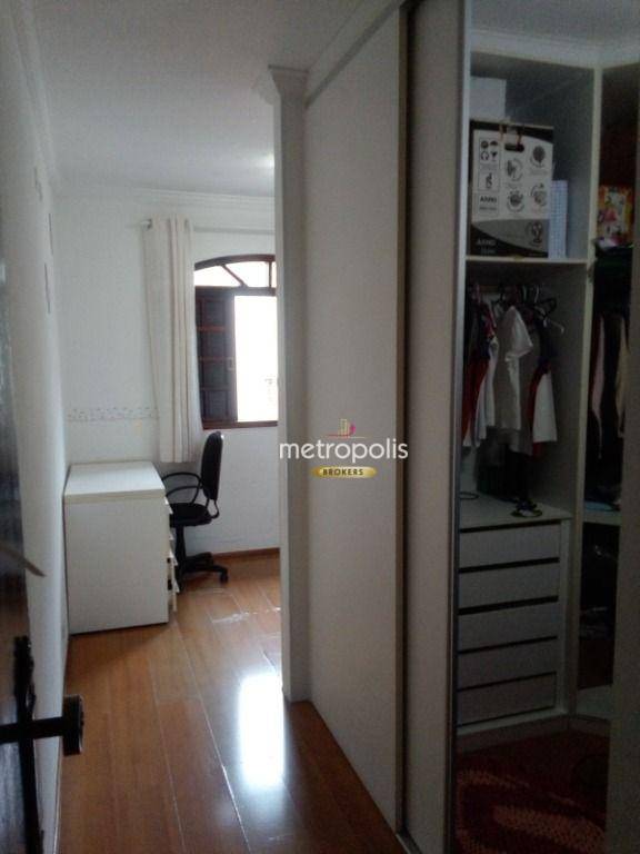 Sobrado à venda com 3 quartos, 220m² - Foto 24