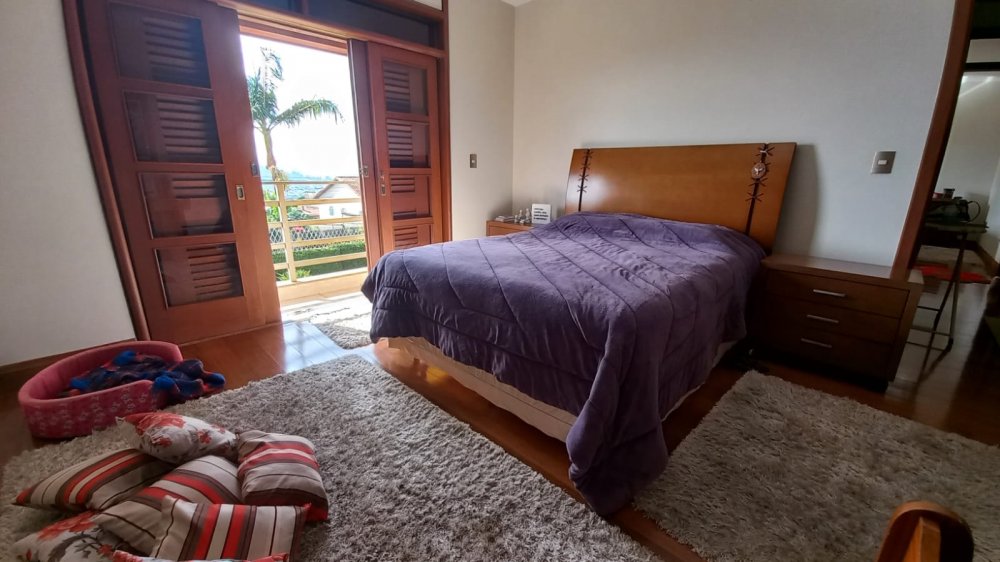 Casa à venda com 5 quartos, 650m² - Foto 11